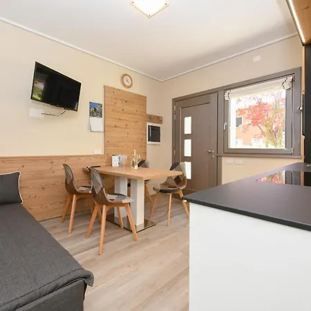 Apartment Lugana Family *
